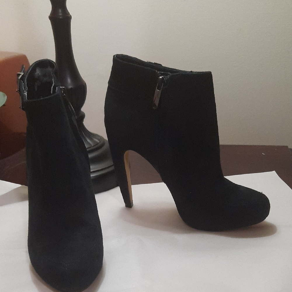 Sam Edelman Black Ankle Booties